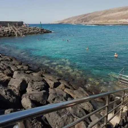 Piso Nuevo En El Al Lado Del Mar Realizamos Servicio De Excursiones Con Guia Puertito de Guimar