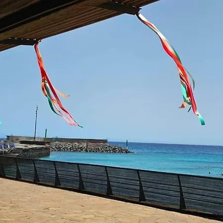 Piso Nuevo En El Al Lado Del Mar Realizamos Servicio De Excursiones Con Guia Puertito de Guimar