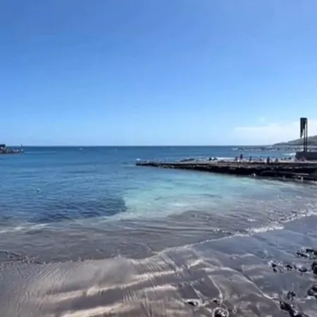 Piso Nuevo En El Al Lado Del Mar Realizamos Servicio De Excursiones Con Guia *